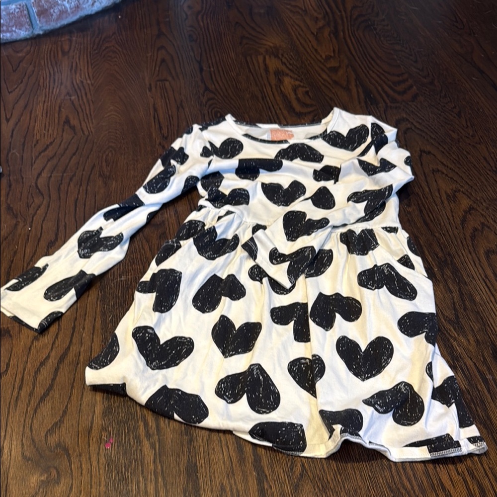 Cat & Jack Black and White Heart Dress